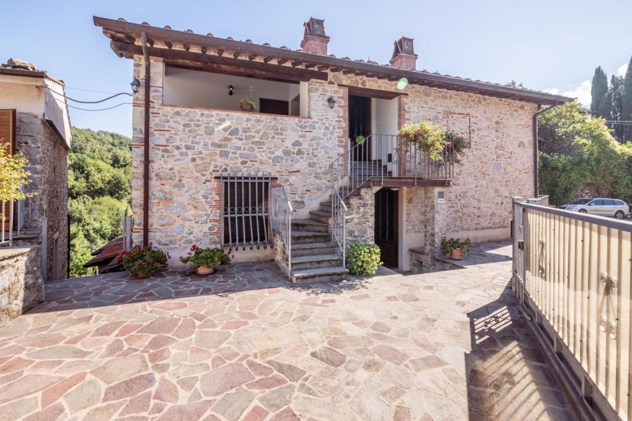 Al Giardino Degli Ulivi Guest House Santa Maria Albiano ภายนอก รูปภาพ